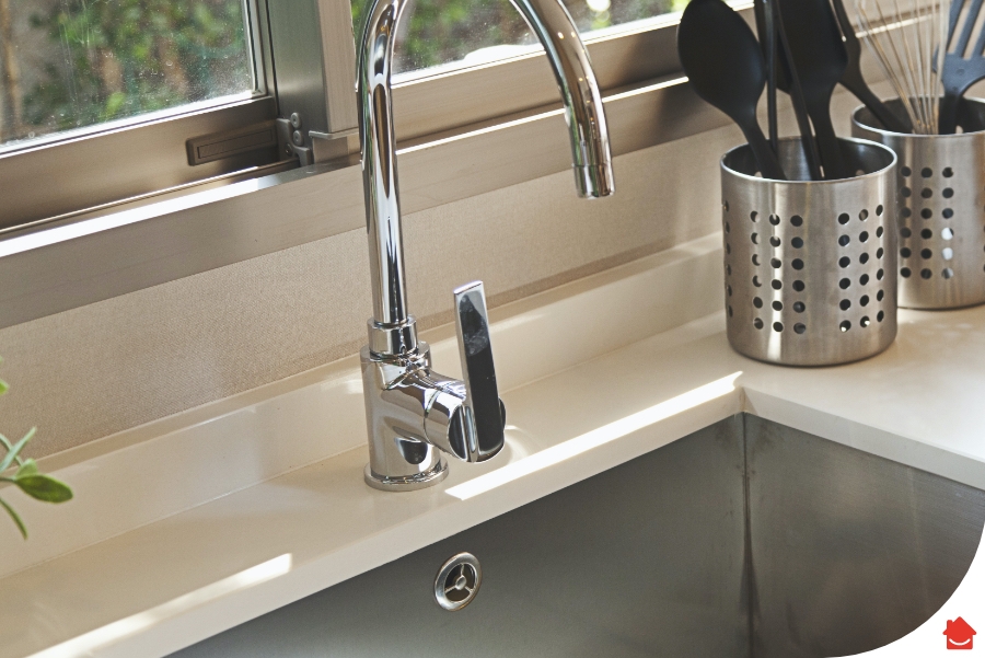 Sink Overflow Pipe Troubleshooting | Living by HomeServe